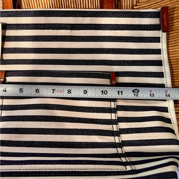Francesca’s Blue and White Stripe canvas tote bag☀️ - Picture 4 of 8